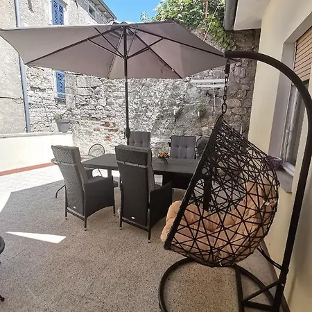Apartmán Branko With Terrace, Old Town Labin *