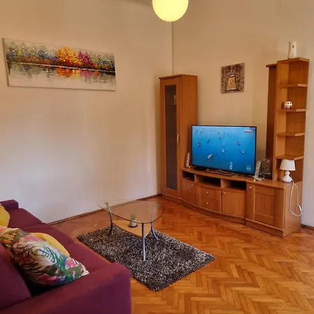 Apartment Branko With Terrace, Old Town Labin *