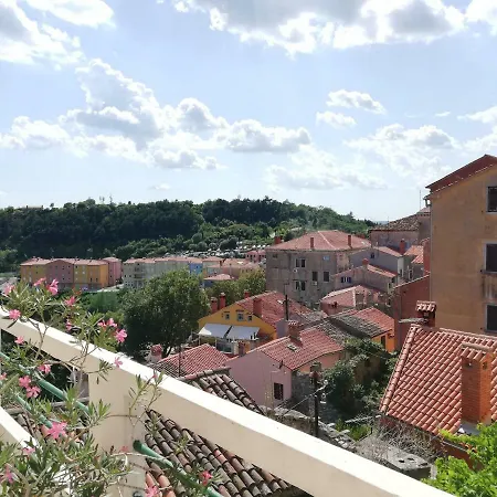 Branko With Terrace, Old Town Labin Apartment